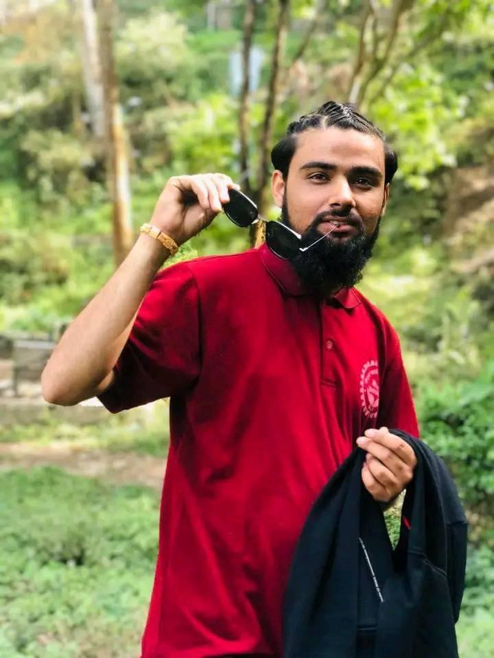 चोखो मायाले घुडा टेक्यो , एक वास्तबिक प्रेम कथा माया भन्दा धन ठुलो