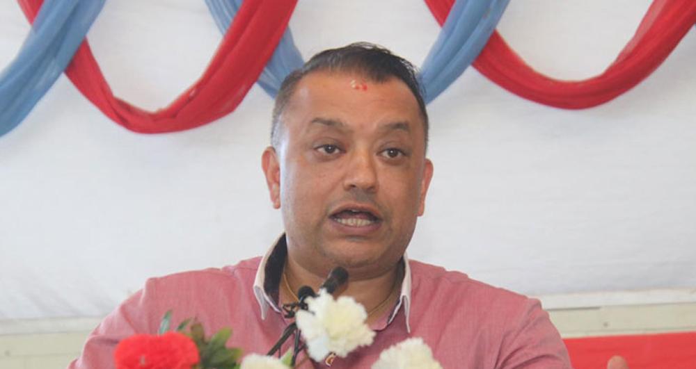 वर्तमान सरकारले काम गर्न सकेन, एक वर्षको काम हेर्दा १०० मा १० अङ्क मात्रै दिन्छु : गगन थापा