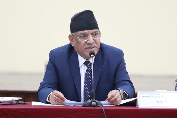 प्रधानमन्त्री पुष्पकमल दाहालले आज प्रमुख प्रतिपक्षी दल नेपाली कांग्रेससँग संसद अवरोध खुलाउने विषयमा छलफल गर्दैछन्। शुक्रबार बेलुका नै यो छलफलको तयारी भए पनि अन्तिम समयमा स्थगित भएको थियो।