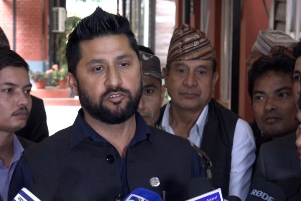 ‘सफाइको मौका त फाँसीमा झुण्ड्याउन लगिएको मान्छेले पनि पाउँछ होलानि ?’