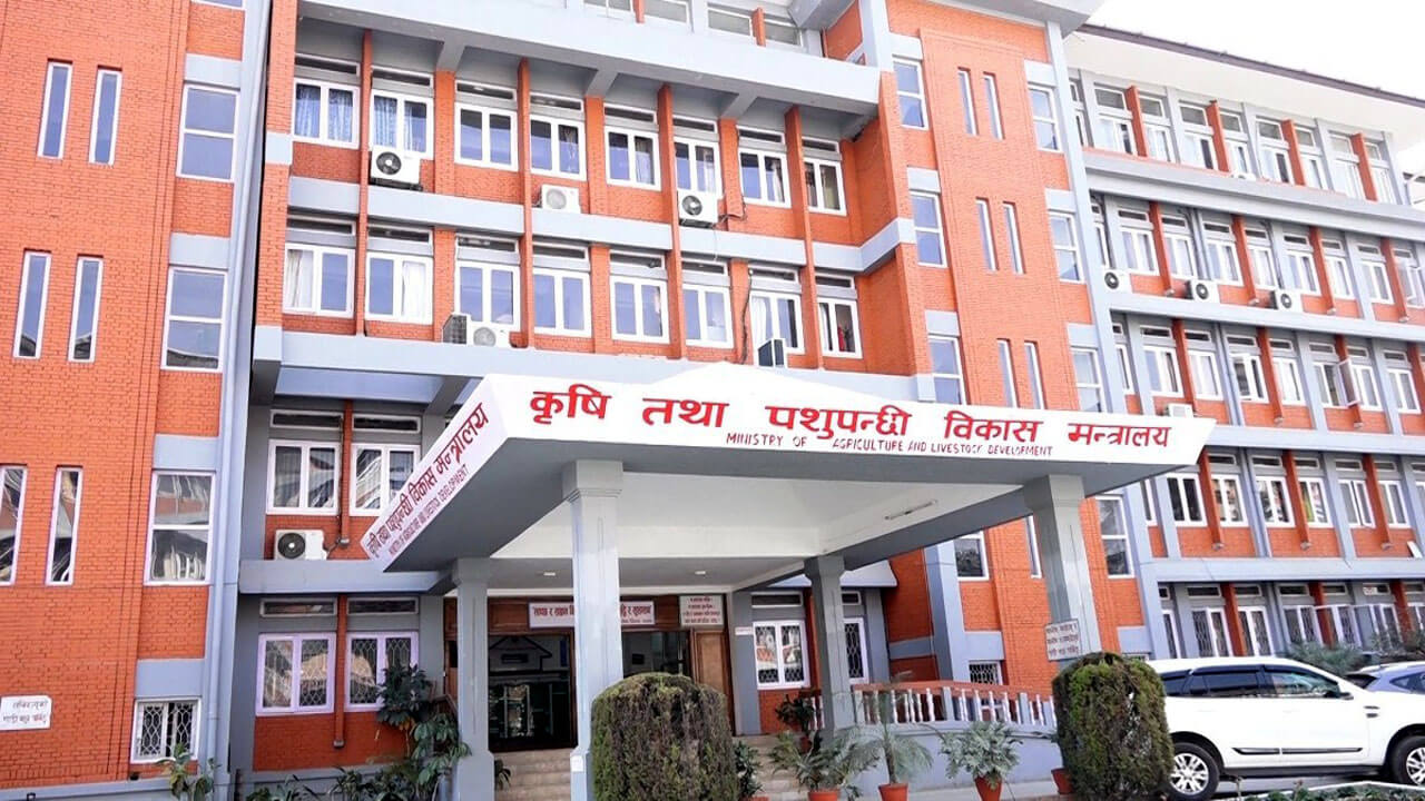 नेपालमा प्राङ्गारिक मल कारखाना स्थापना योजनाको कार्यान्वयनमा ढिलोता रहेको छ।