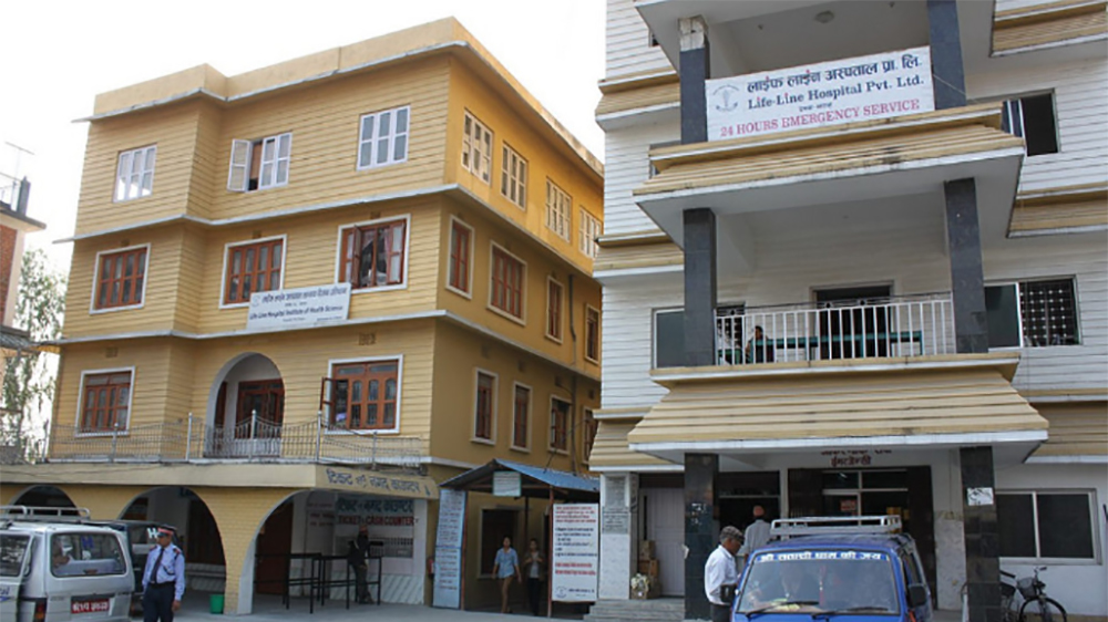 परिक्षा दिएर फर्किरहेकी छात्रामाथि गोली प्रहार