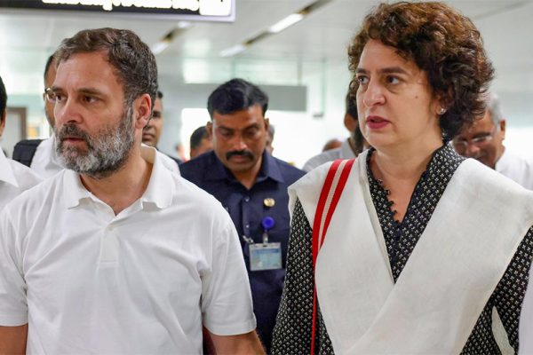 राहुल गान्धीले रायबेरली छाड्ने निर्णय : प्रियंका गान्धीलाई वायनाडमा चुनौती