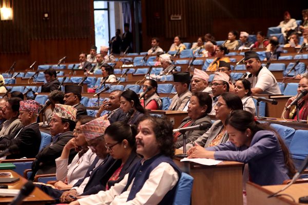 संसद बैठक ११ बजे बस्दै:प्रधानमन्त्रीको थारु आयोगको प्रतिवेदन पेश गर्ने