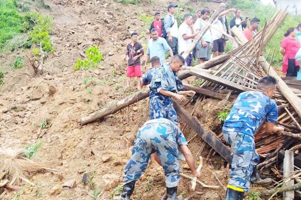 बाढी, पहिरो लगायतका विपद्‍मा परी हालसम्म १३९ जनाको मृत्यु