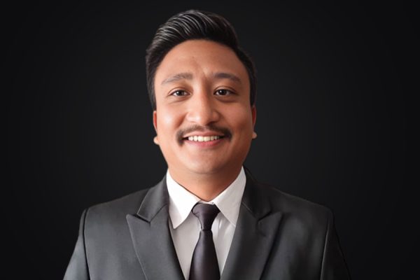 सौर्य एयर दुर्घटनाका घाइते पाइलटको मेरुदण्डको अपरेसन हुँदै,  ‘शरीरका विभिन्न ठाउँमा घाउचोट