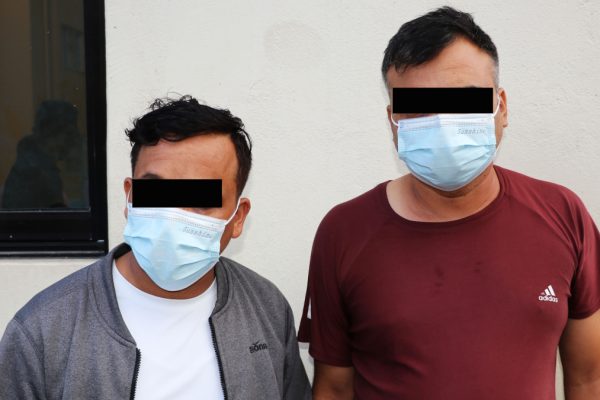 आफ्नै पसल (सपिङ सेन्टर) मा आगजनी गरेको आरोपमा दुई जना पक्राउ