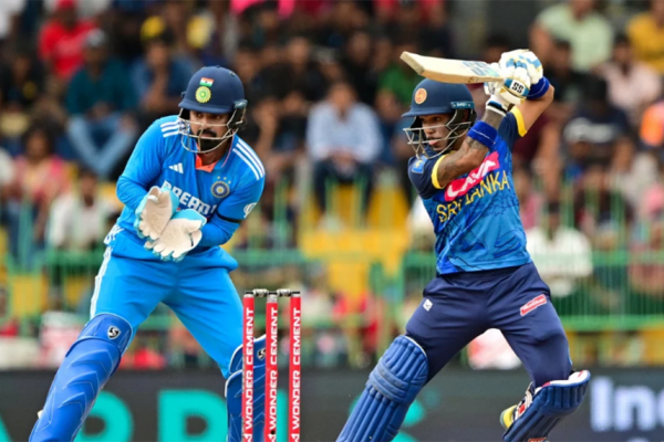 श्रीलंकाले भारतलाई दियो २३१ रनको लक्ष्य