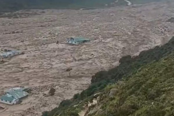 सोलुखुम्बुको थामे क्षेत्रमा बाढी - हिमताल फुटेको आशंका