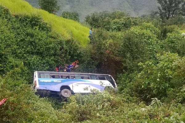 डोटी बस दुर्घटना: १६ घाइते, एकको अवस्था गम्भीर