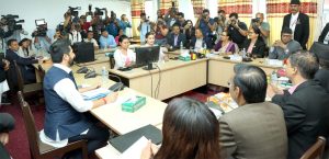 रवि लामिछानेसँग संसदीय छानबिन समितिको तीन घण्टा लामो सोधपुछ
