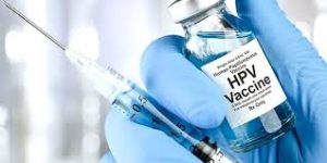 एचपीभी खोप: किशोरीलाई पाठेघर क्यान्सरविरुद्ध अभियान