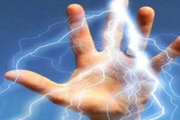 ट्रकमा करेन्ट लाग्दा सहचालकको मृत्यु, दुई गम्भीर घाइते