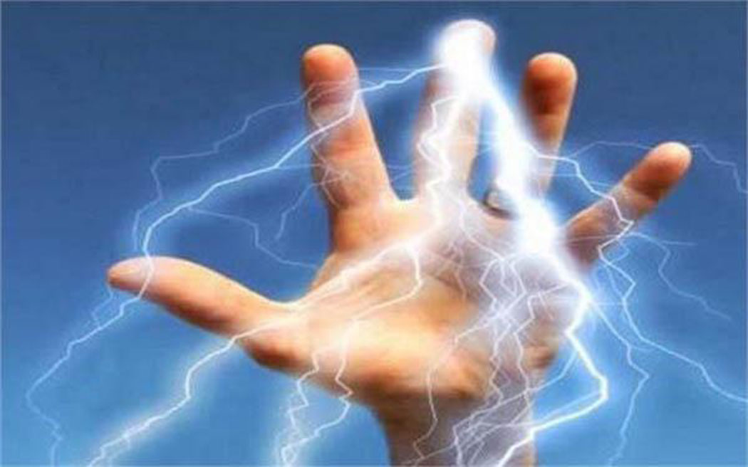 सप्तरीमा करेन्ट लागेर वृद्धाको मृत्यु, युवक झुन्डिएको अवस्थामा फेला