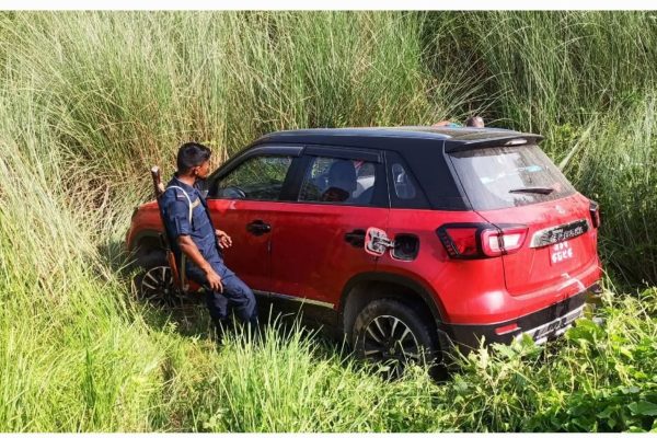 रौतहट समाचार, गाँजा बरामद, लागुऔषध नेपाल, रौतहट प्रहरी, ब्रेजा कार, गरुडा प्रहरी, चन्द्रनिगाहपुर, गौर, लागुऔषध कारोबार, अपराध समाचार, रौतहट अपडेट