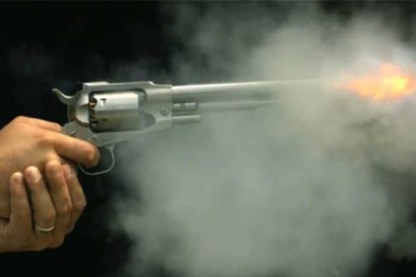 सप्तरीमा मदिरा तस्करी नियन्त्रणका क्रममा प्रहरीले चलाएको गोलीबाट एक युवकको मृत्यु