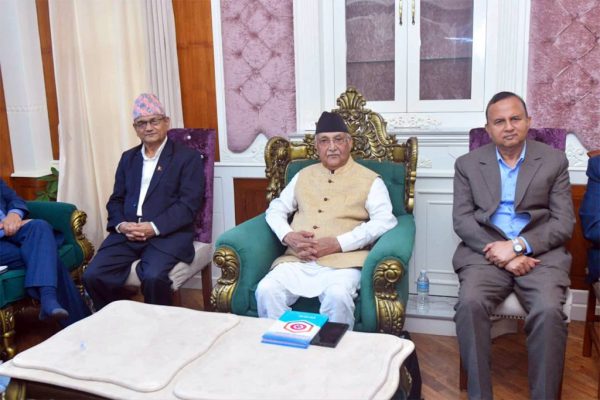 ### स्थापित दल अस्वीकार नगर्न सरकारलाई एमालेको आग्रह